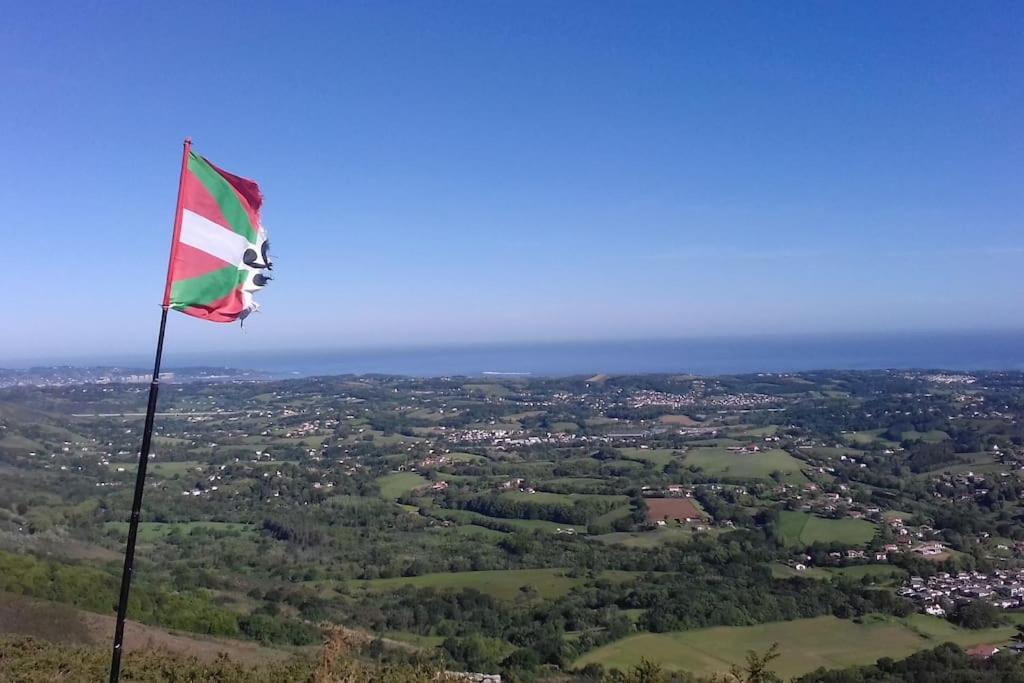 villa au pays BASQUE 1,5km de ST-Jean-Pied-de-port Saint-Jean-Pied-de-Port Extérieur photo